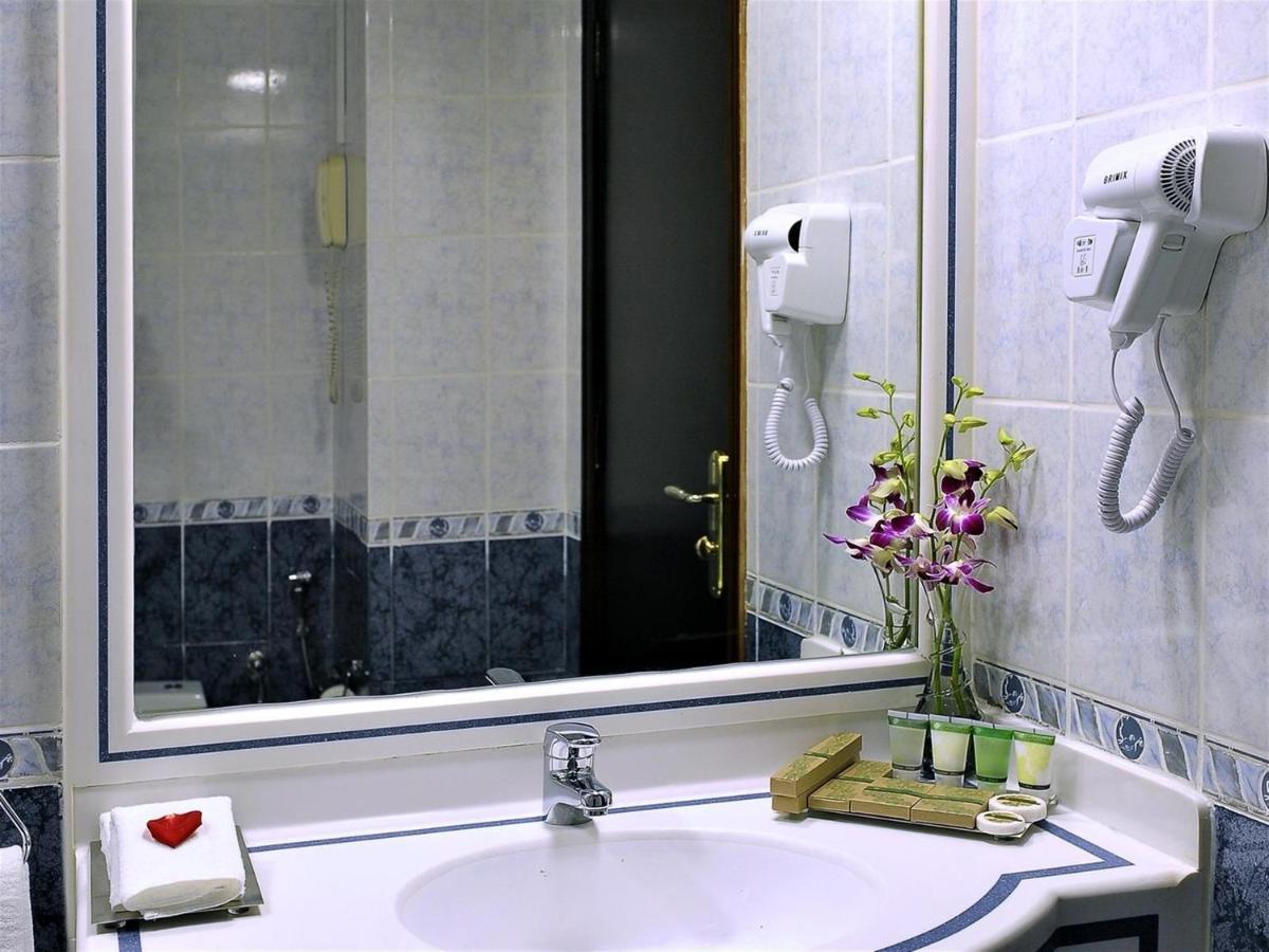 Signature Inn Hotel Deira Dubaj Pokoj fotografie